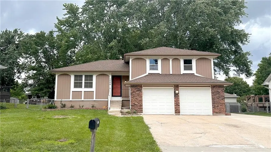 1208 SE 4th Terrace, Lees Summit, MO 64063 - #2