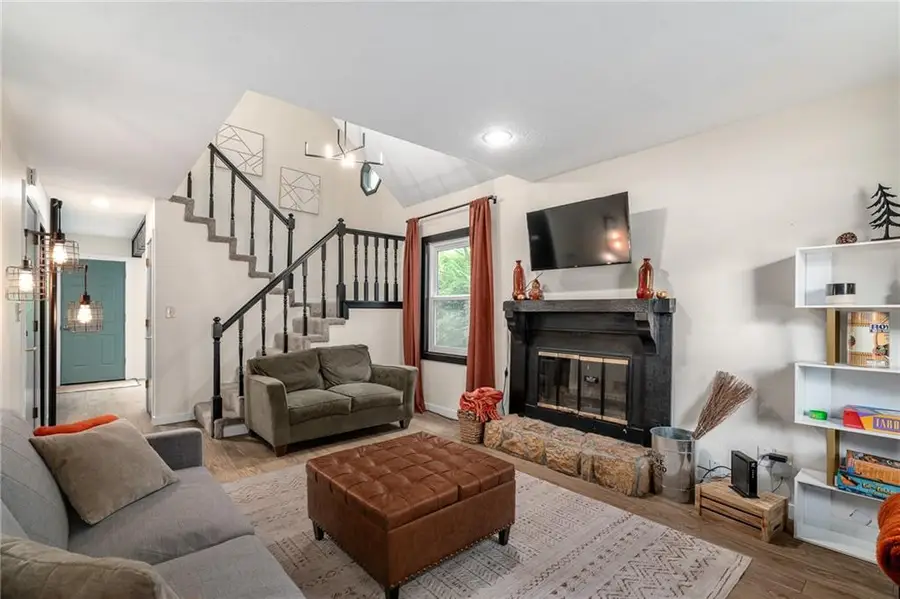 1904 W 3rd Street, Lawrence, KS 66044 - #3