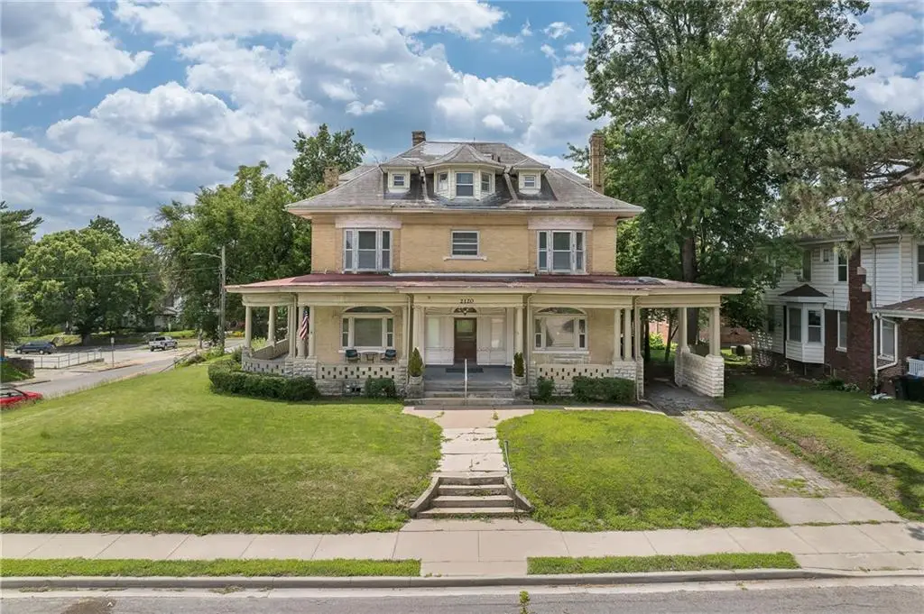 2120 Faraon Street, Saint Joseph, MO 64501 - #1