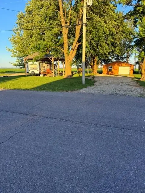 487 Lakeshore Drive, Big Lake, MO 64437