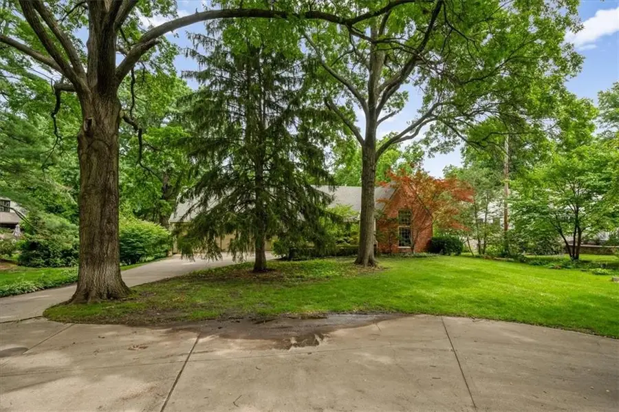 2326 W 95 Street, Leawood, KS 66206 - #2