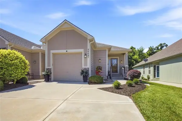34097 W 90 Circle, De Soto, KS 66018