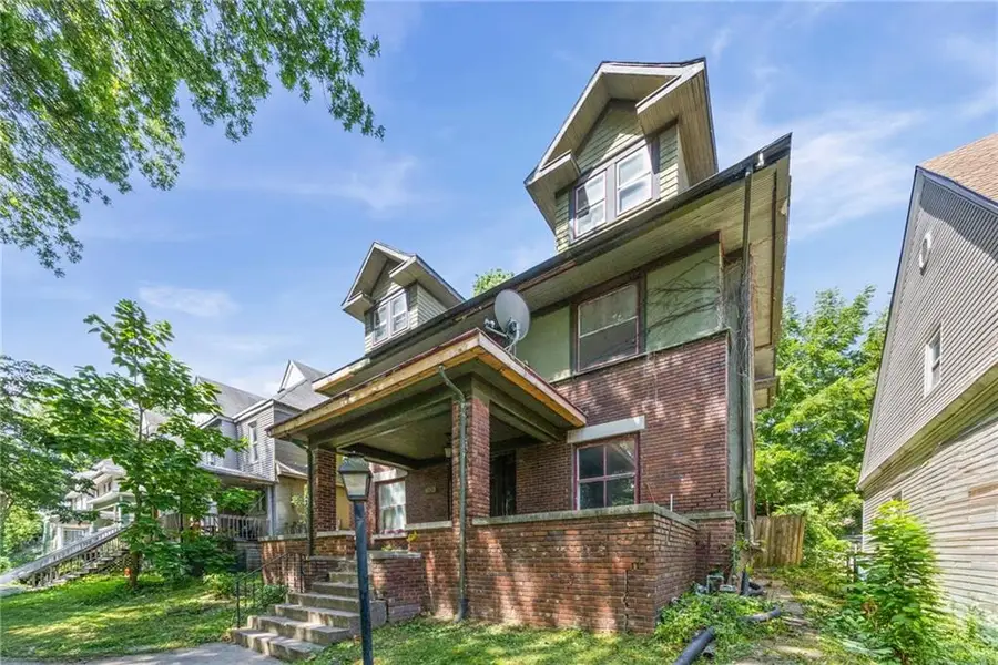 524 Cypress Avenue, Kansas City, MO 64124 - #3