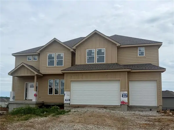 19873 W 114th Place, Olathe, KS 66061