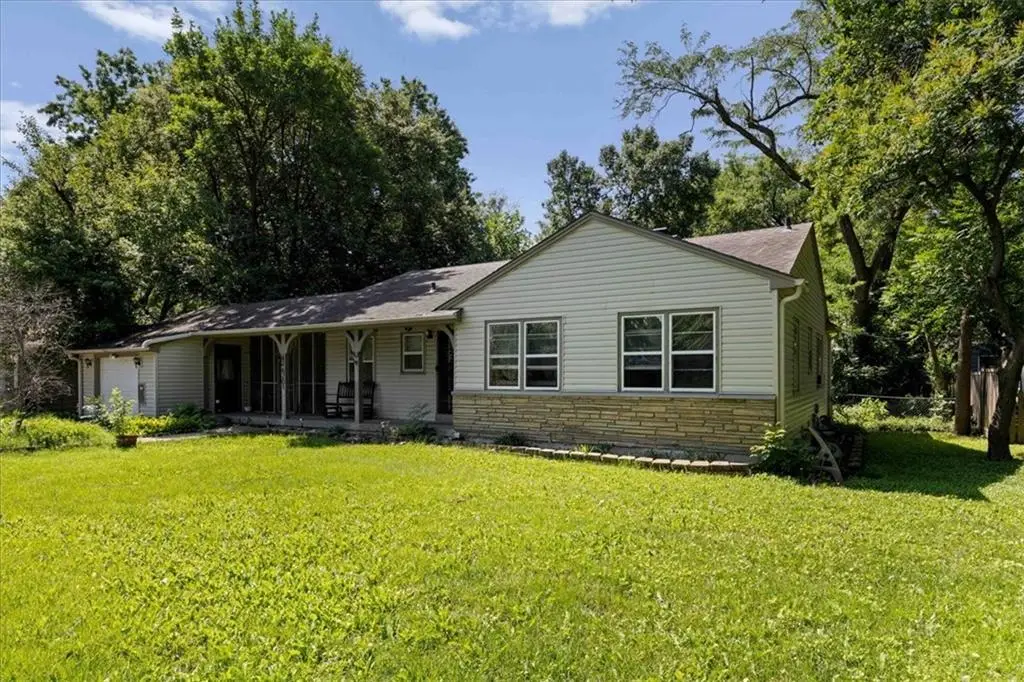 6201 67th Street, Overland Park, KS 66204 - #1