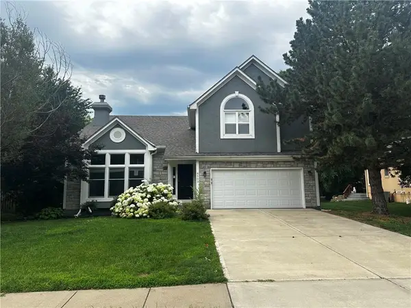 8503 W 156 Terrace, Overland Park, KS 66223