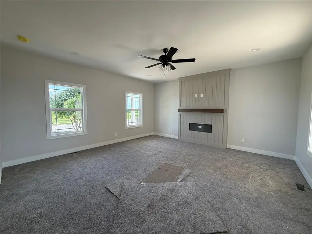 16871 W 164th Terrace, Olathe, KS 66062 - #1