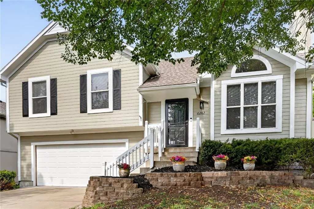 16282 S Sunset Street, Olathe, KS 66062 - #1