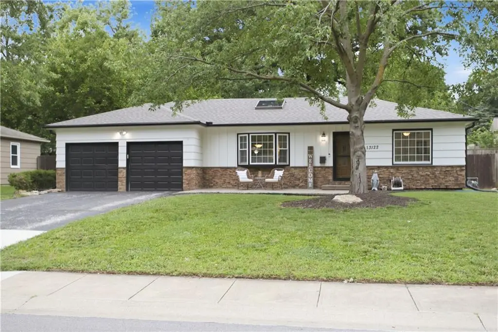 13122 Logan Lane, Lenexa, KS 66215 - #1
