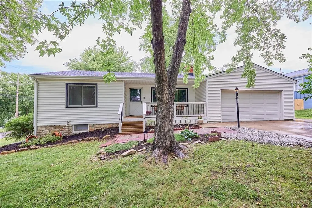 7414 W 55th Street, Overland Park, KS 66202 - #1