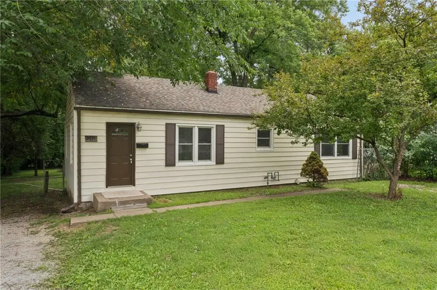 2811 S Northern Boulevard, Independence, MO 64052 - #2