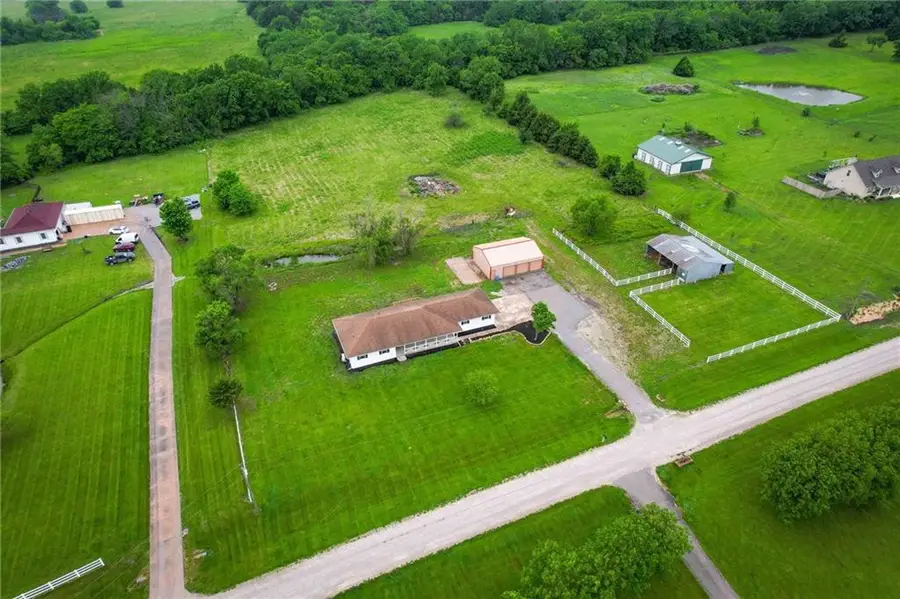 22922 Bedford Road, Spring Hill, KS 66083 - #3