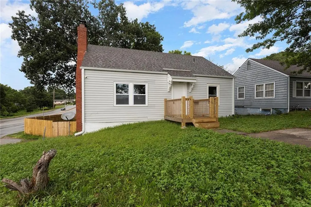 11200 E 40th Street S, Independence, MO 64052 - #1