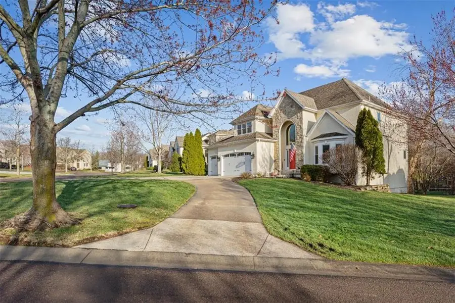 10908 W 144th Street, Overland Park, KS 66221 - #2