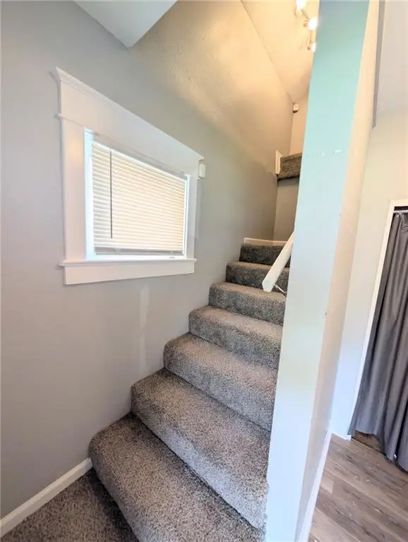 1111 W 44th Street, Kansas City, MO 64111 - #1