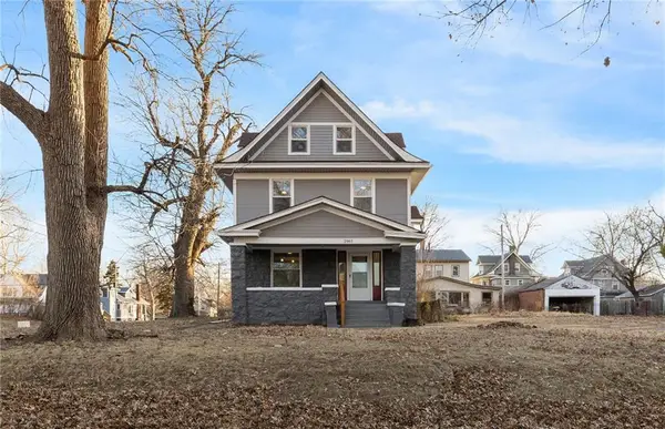 2961 Lockridge Avenue, Kansas City, MO 64128