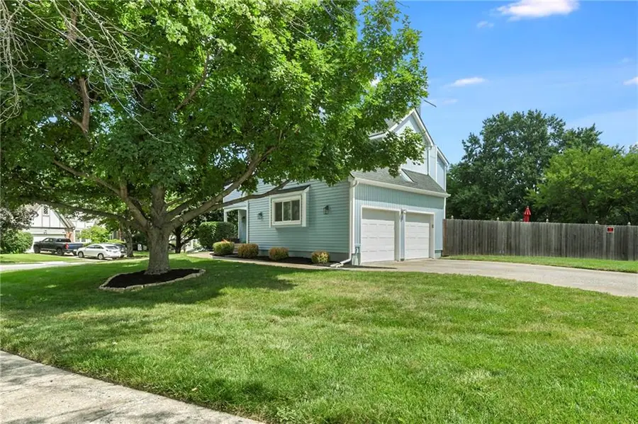 8821 W 115th Terrace, Overland Park, KS 66210 - #3