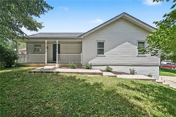 1720 Regency Drive, Kearney, MO 64060