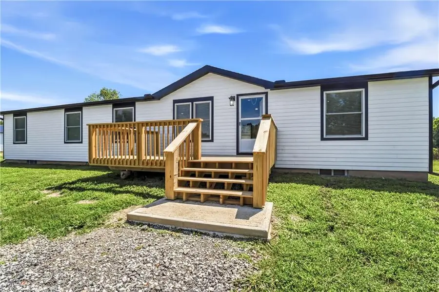 19307 S Beattie Road, Pleasant Hill, MO 64080 - #2