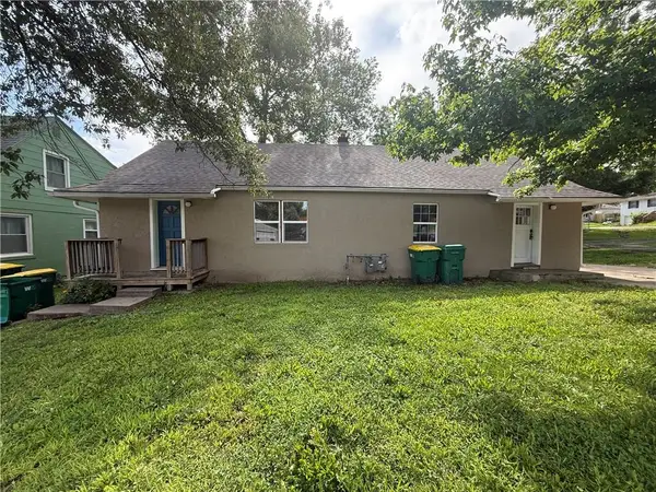 4423 Mission Road, Kansas City, KS 66103