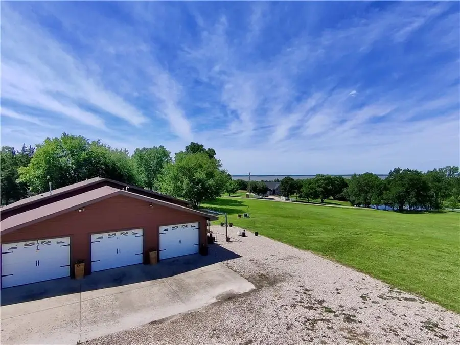 121 Johnny Street, Burlington, KS 66839 - #2