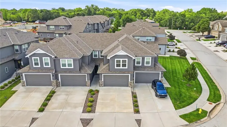 21843 W 123rd Terrace, Olathe, KS 66061 - #2