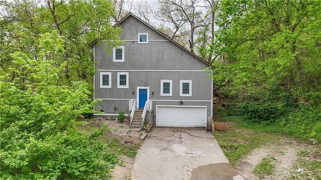 13341 Metropolitan Avenue, Bonner Springs, KS 66012 - #1
