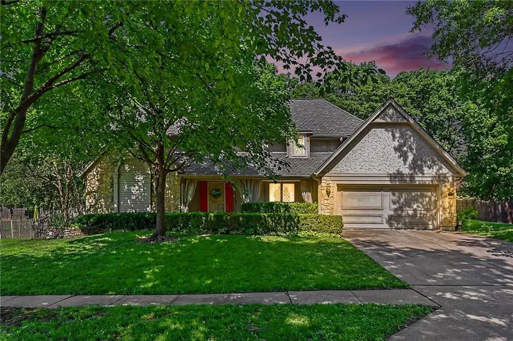 5710 N Spruce Avenue, Kansas City, MO 64119 - #1