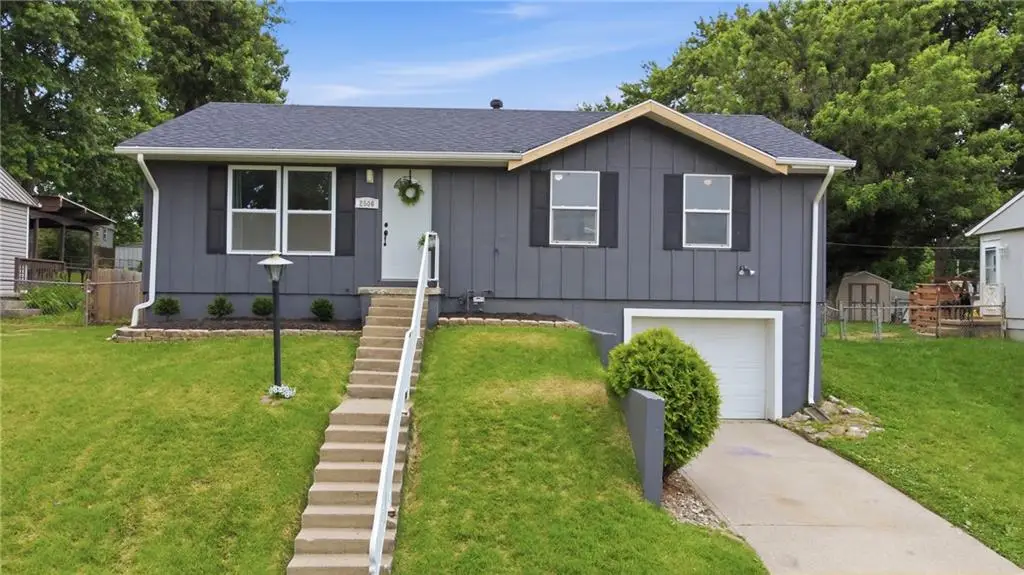 2506 College Lane, Saint Joseph, MO 64503 - #1