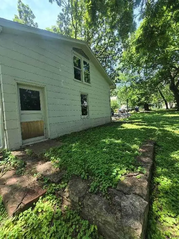 9004 E 55th Street, Raytown, MO 64133 - #3