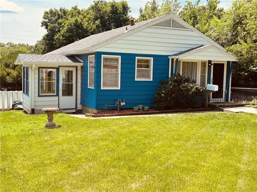 2014 E Highland Street, Saint Joseph, MO 64505 - #1