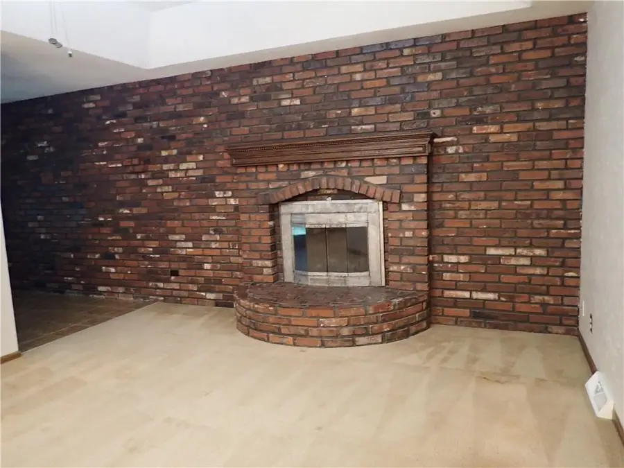 1608 SW 20th Street, Blue Springs, MO 64015 - #2