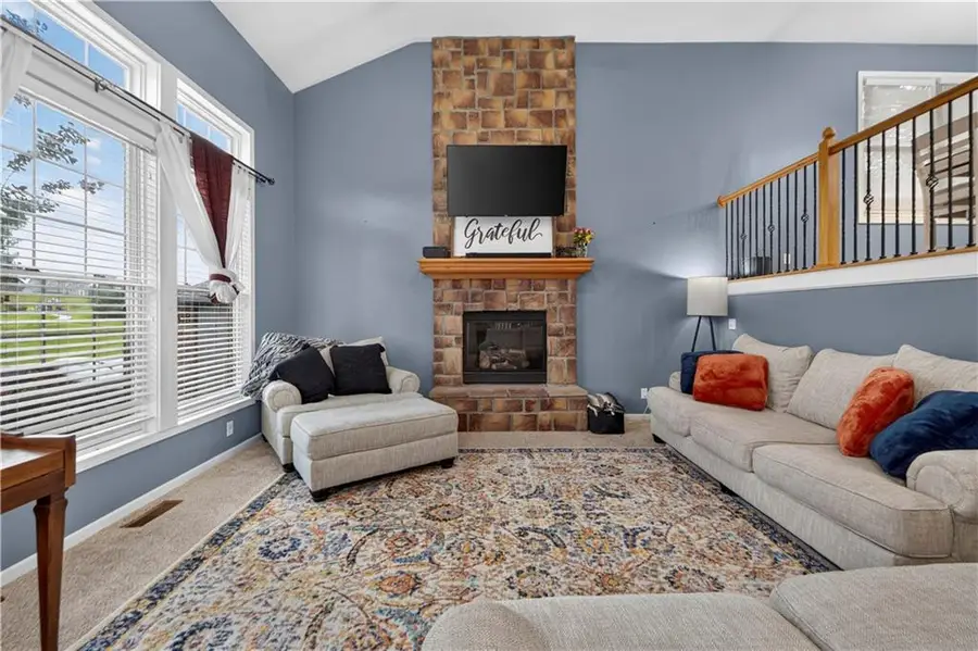 11020 Augusta Drive, Kansas City, KS 66109 - #2