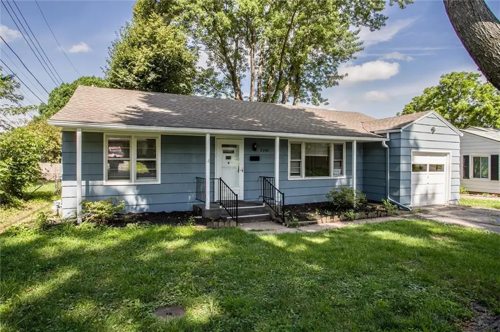 2006 Englewood Terrace, Independence, MO 64052 - #1