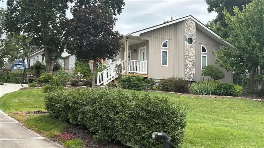 3227 Marsh Avenue, Kansas City, MO 64129 - #2