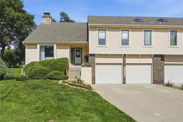 8531 Long Street, Lenexa, KS 66215