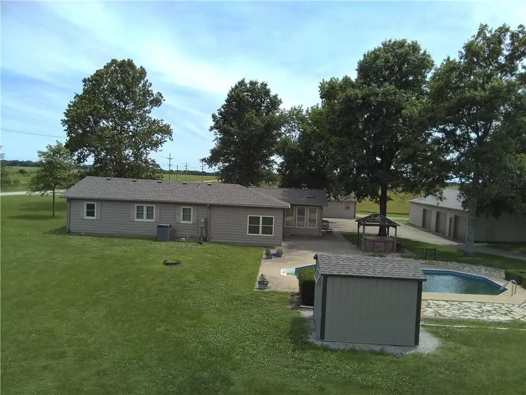 38210 Osawatomie Road, Osawatomie, KS 66064 - #1