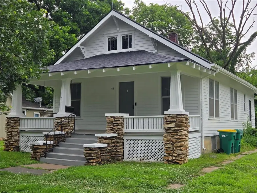 408 E Miami Street, Paola, KS 66071 - #2