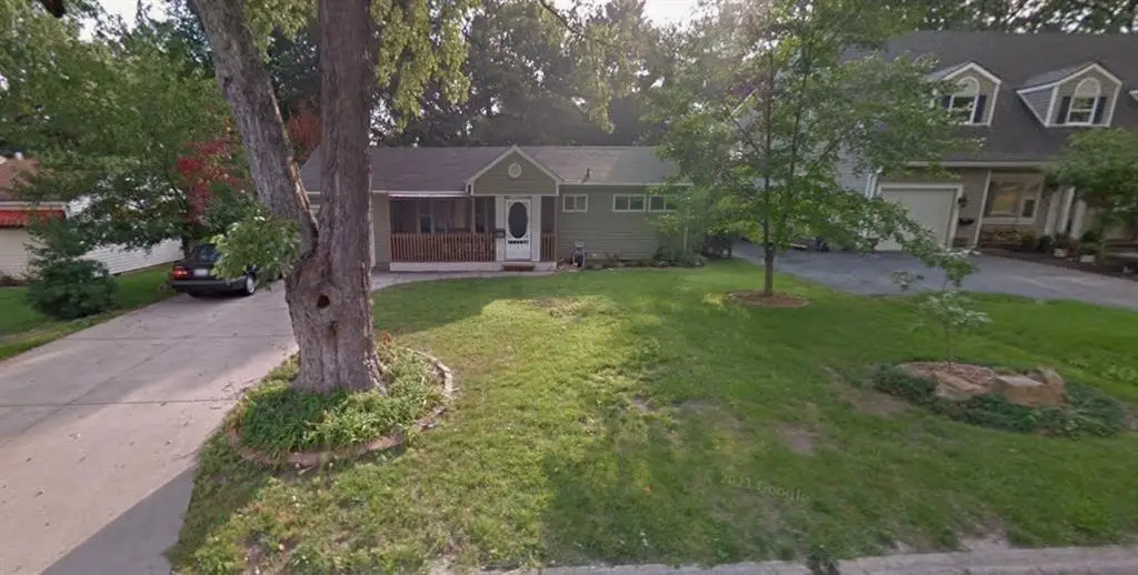 7435 Reeds Lane, Overland Park, KS 66204 - #1