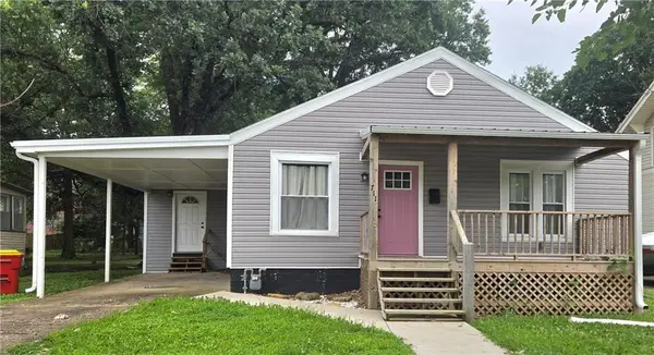 711 W 9th Street, Pittsburg, KS 66762