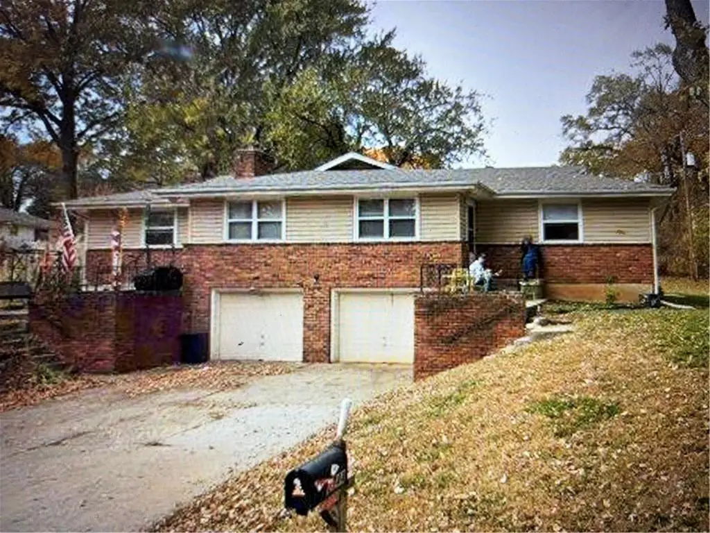 2742 N 76 Street, Kansas City, KS 66109 - #1