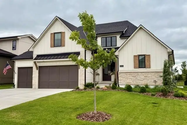 18604 Howe Drive, Overland Park, KS 66085 - #1