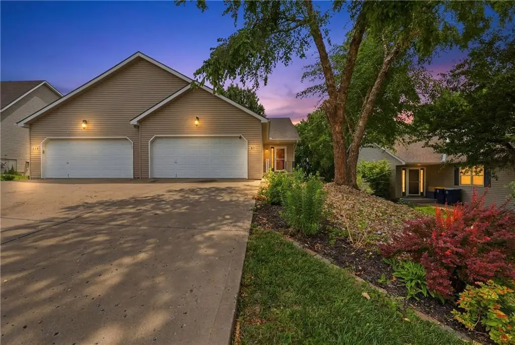 411 NW 71st Terrace, Gladstone, MO 64118 - #1