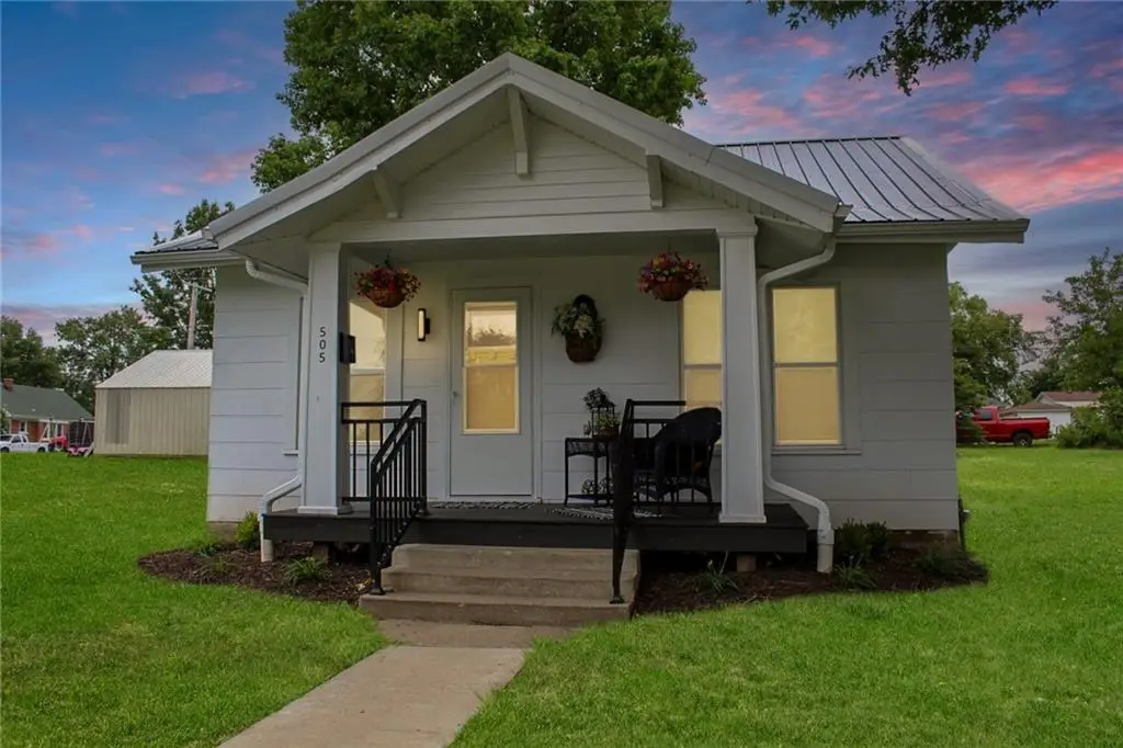 505 W Broadway Street, Higginsville, MO 64037 - #1