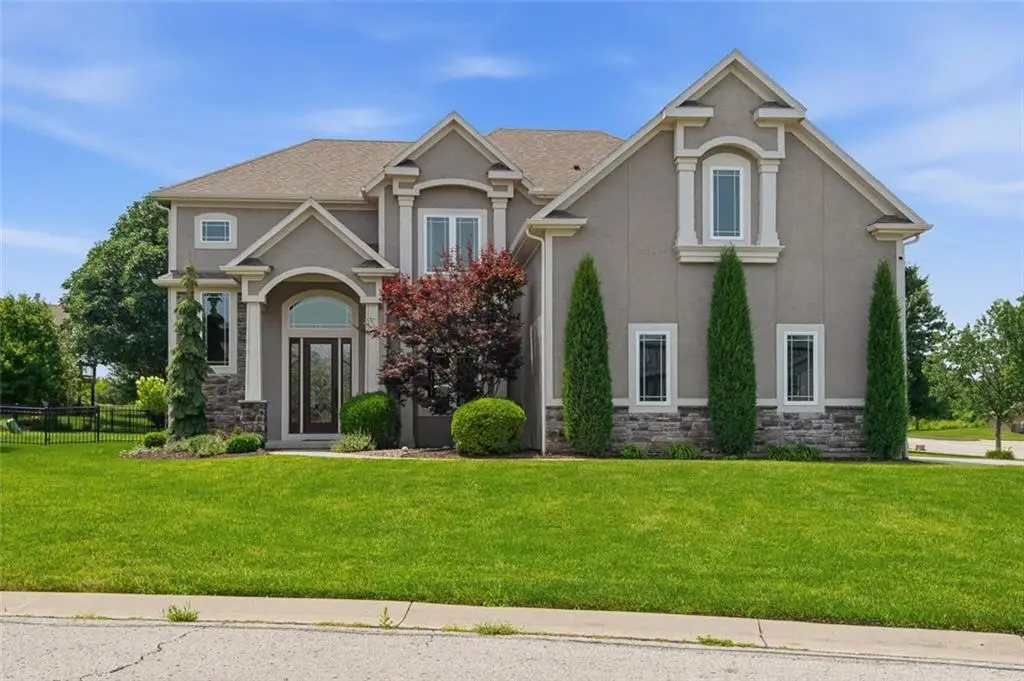 7817 Green Street, Shawnee, KS 66227 - #1