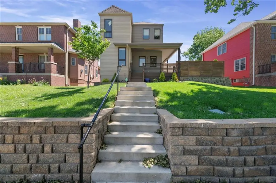 2445 Tracy Avenue, Kansas City, MO 64108 - #3