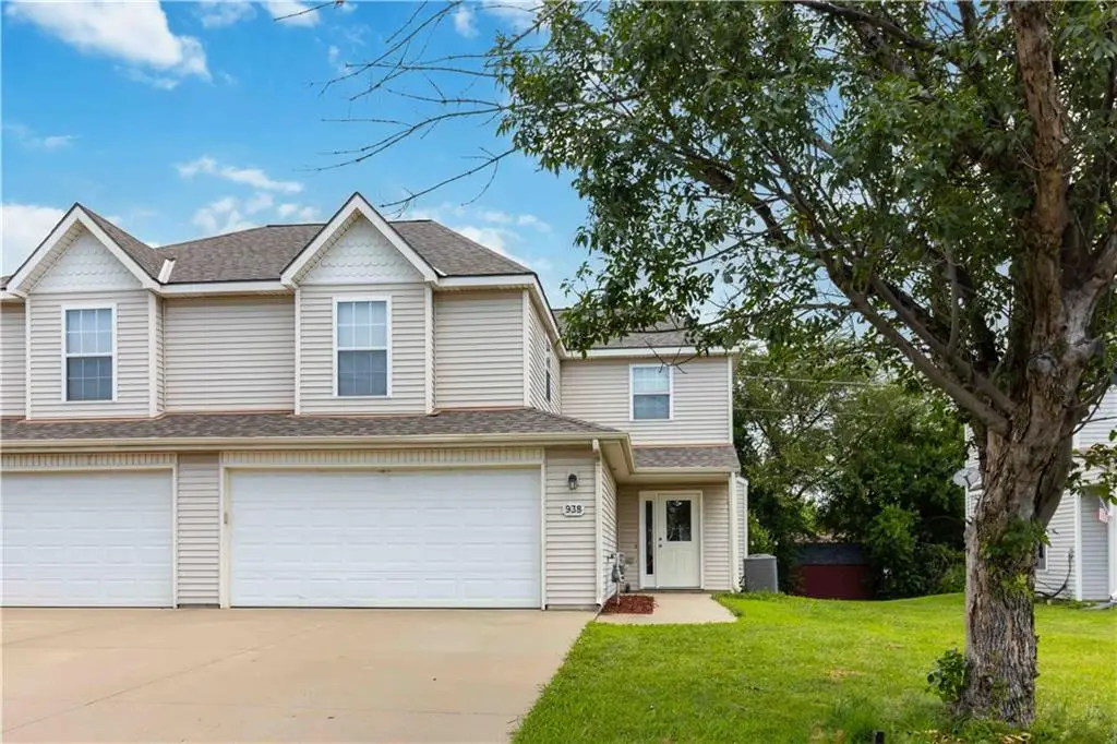 938 E Wildcat Run Street, Gardner, KS 66030 - #1