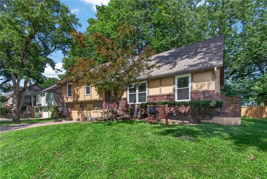 509 NE Country Lane, Lees Summit, MO 64086 - #3