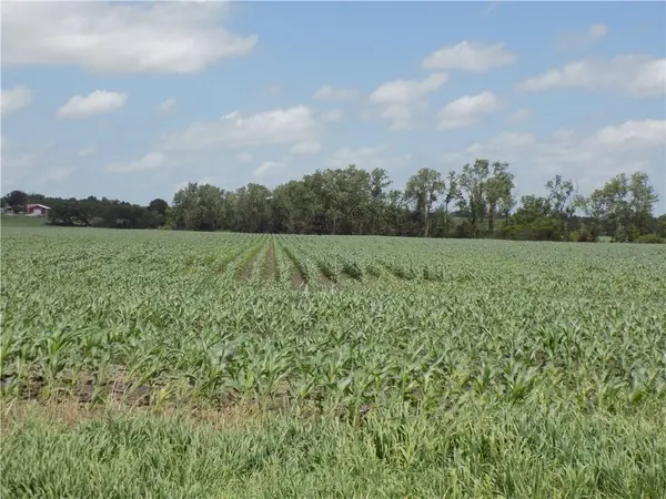 300 Road & Oregon Road, Kincaid, KS 66039