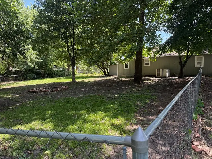 6 S 3rd Street, Louisburg, KS 66053 - #3